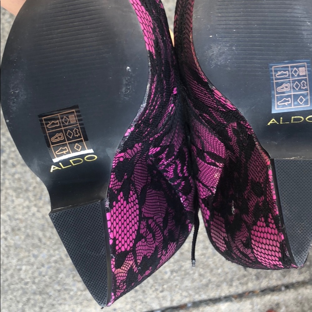 Aldo wedges hot pink topped with black lace - Picture 6 of 7